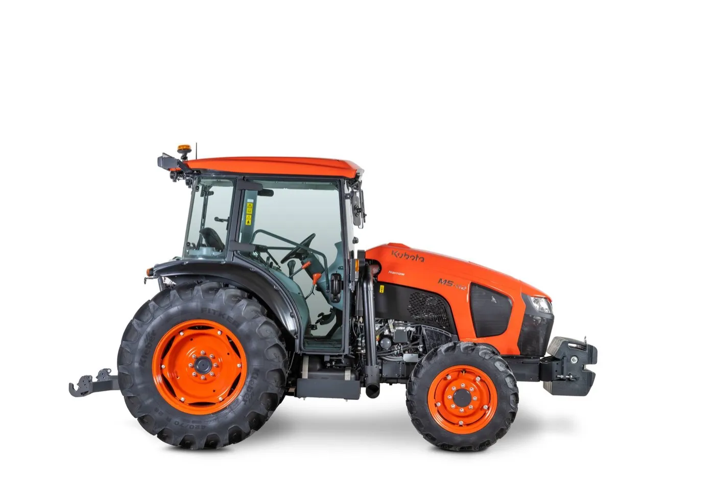 Trattore Kubota M5002 Narrow con cabina, vista laterale